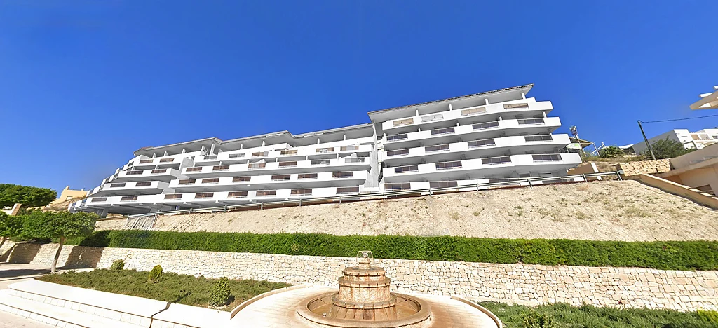 Appartementen en Penthouses in Relleu met Zwembad
