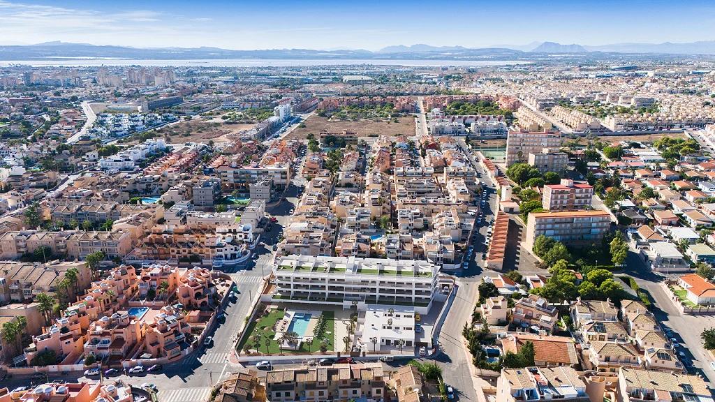 Exclusieve Residentie in Torrevieja met Uitzicht op Zee